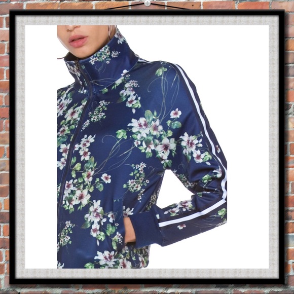 Carmin Navy Floral Print Jacket - Picture 4 of 6